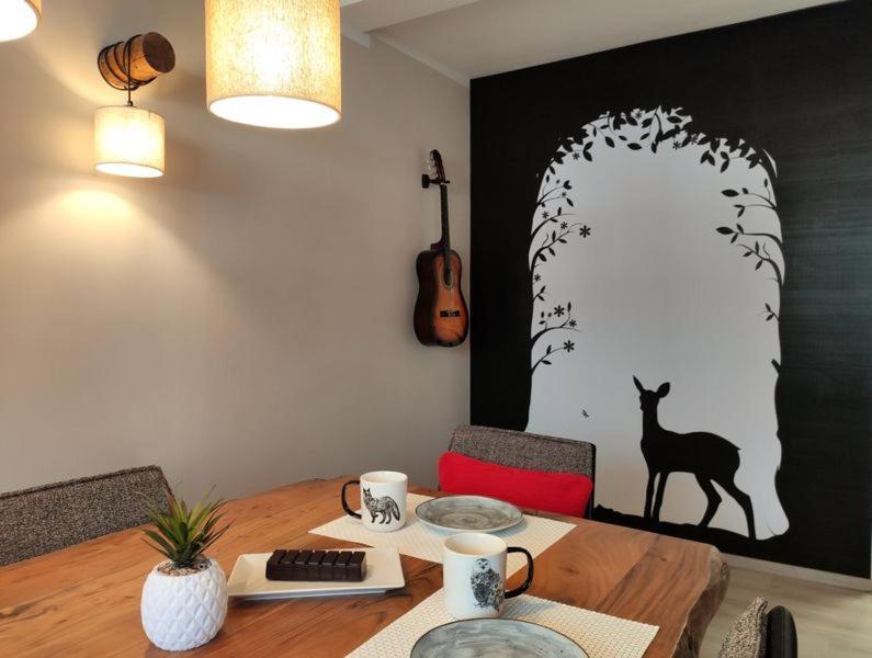 Ferienhaus Blaue Blume mit 11 kW Ladestation, Kamin, Terrasse, eingezäuntem Garten, WLAN, Netflix, Hunde willkommen! Güntersberge Exterior foto